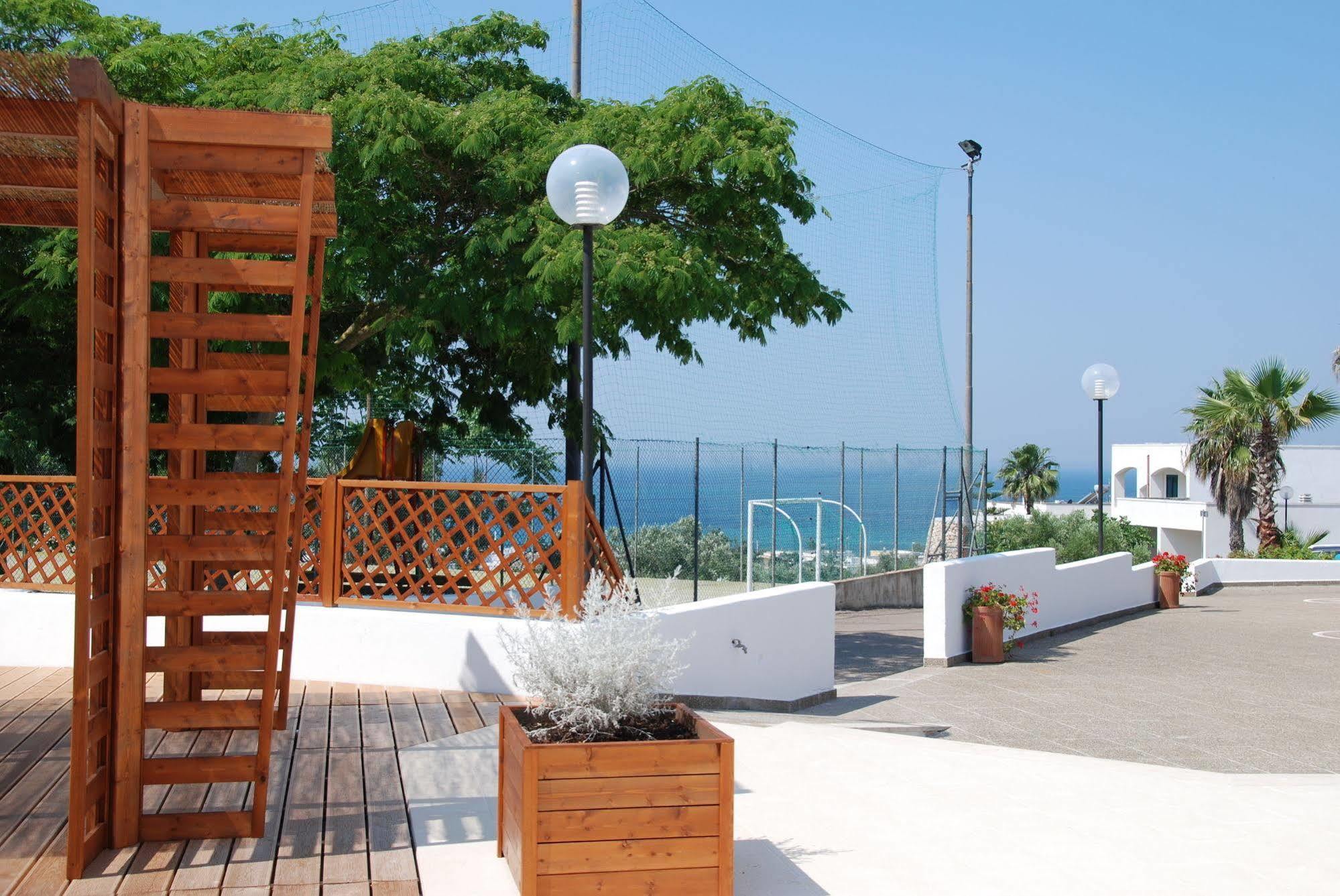 Hotel Residence Miramare Torre Vado Exterior foto