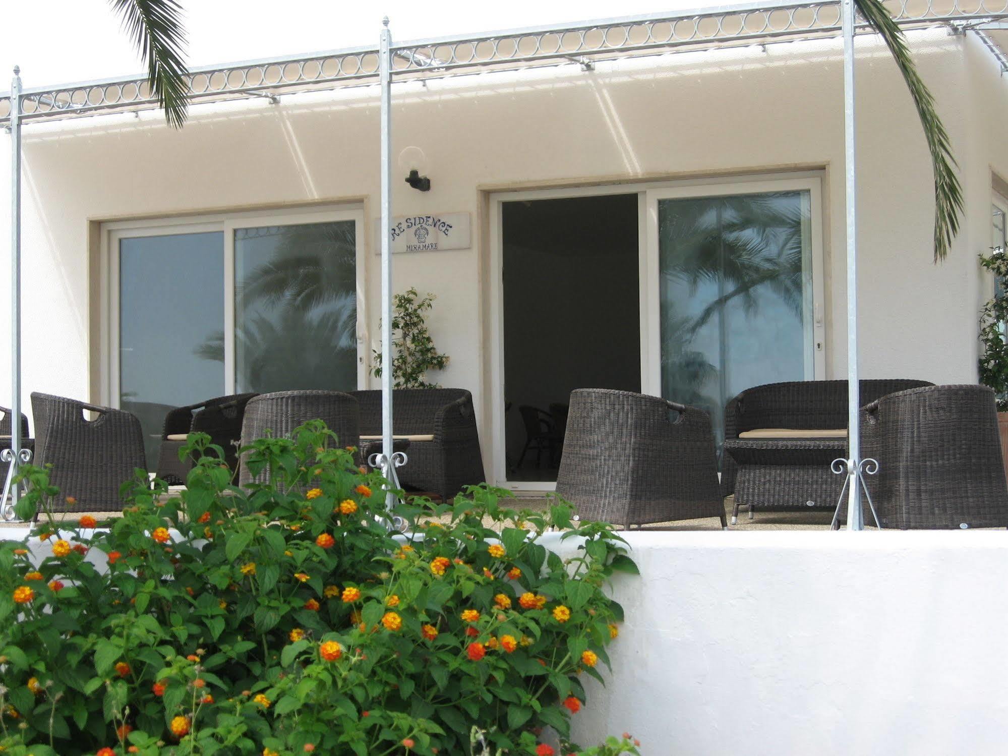 Hotel Residence Miramare Torre Vado Exterior foto